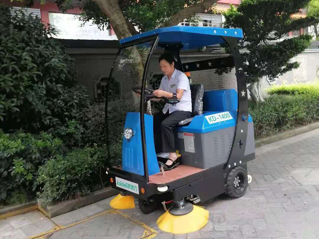 采購(gòu)掃地機(jī)洗地機(jī)選擇宏雯公司 采購(gòu)掃地機(jī)洗地機(jī)選擇宏雯公司