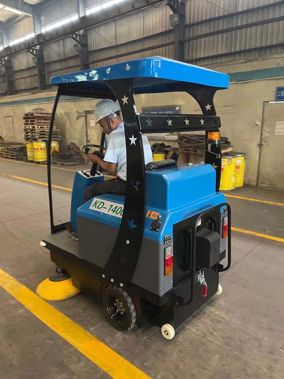 工廠地面清潔使用掃地機 工廠地面清潔使用掃地機